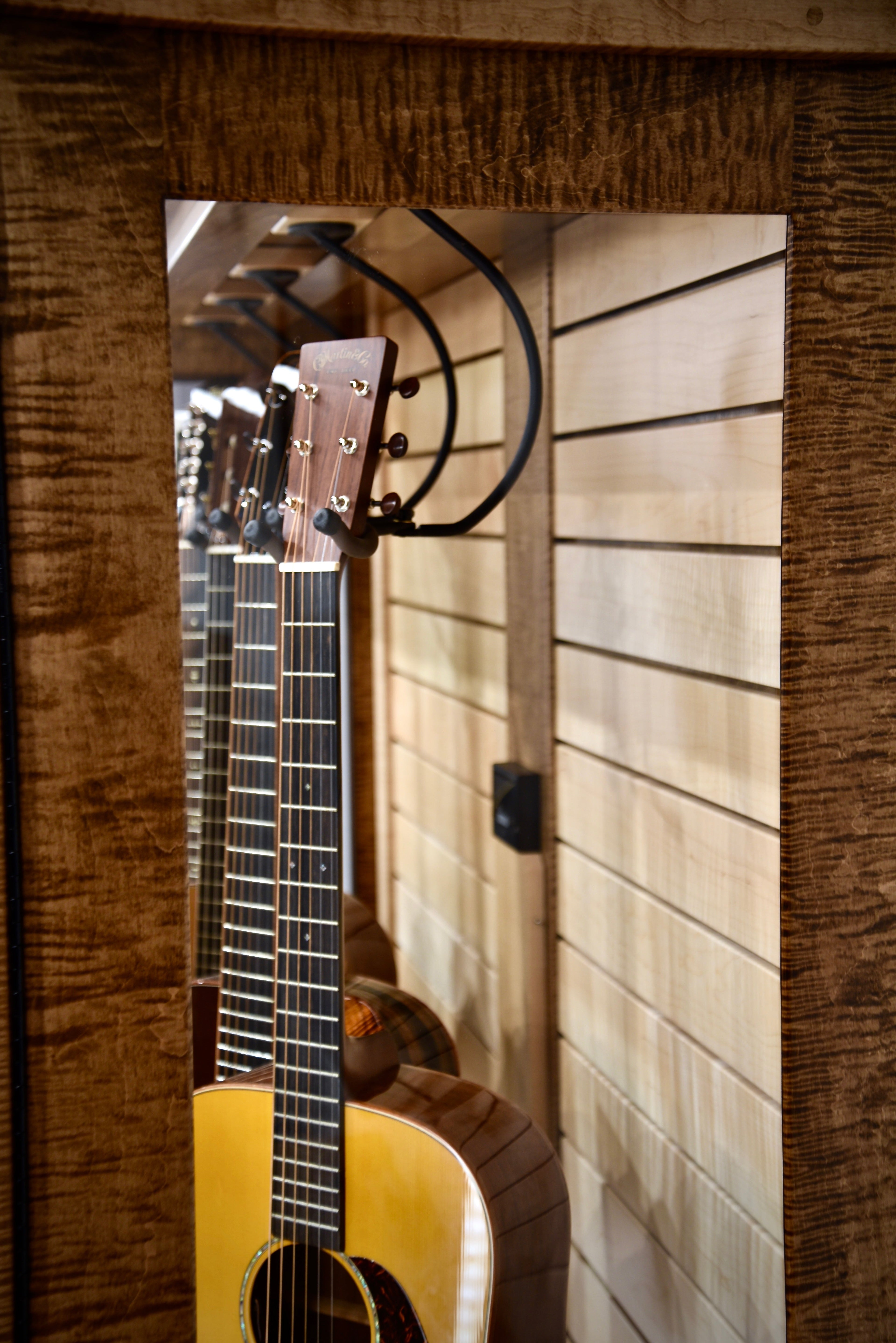 ClimaCab Traditional | Flame Maple with Provincial Stain and Natural Flame Maple Slat Wall *Available November 2025