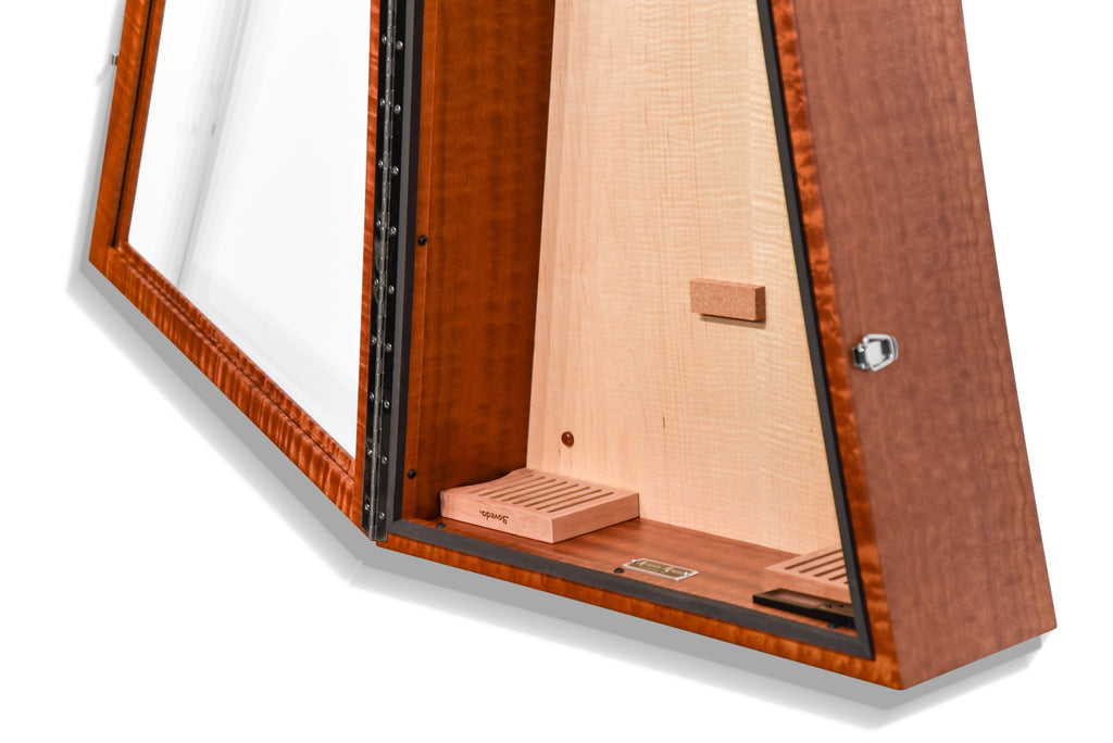 ClimaCase Triangle Humidor - Sapelle with Natural Flamed Maple Back