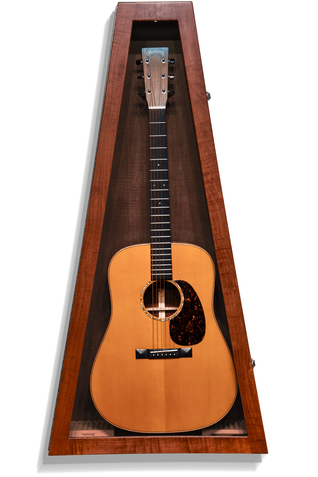 ClimaCase Triangle Humidor - Flamed Maple with Acres Stain