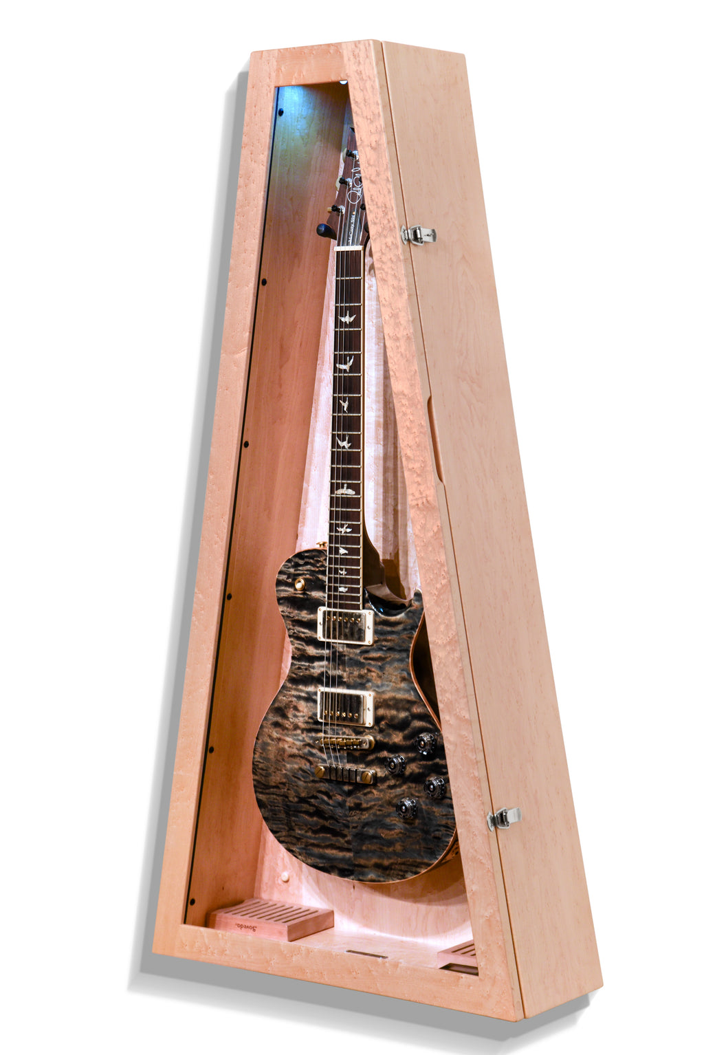 ClimaCase Triangle Humidor - Birdseye Maple