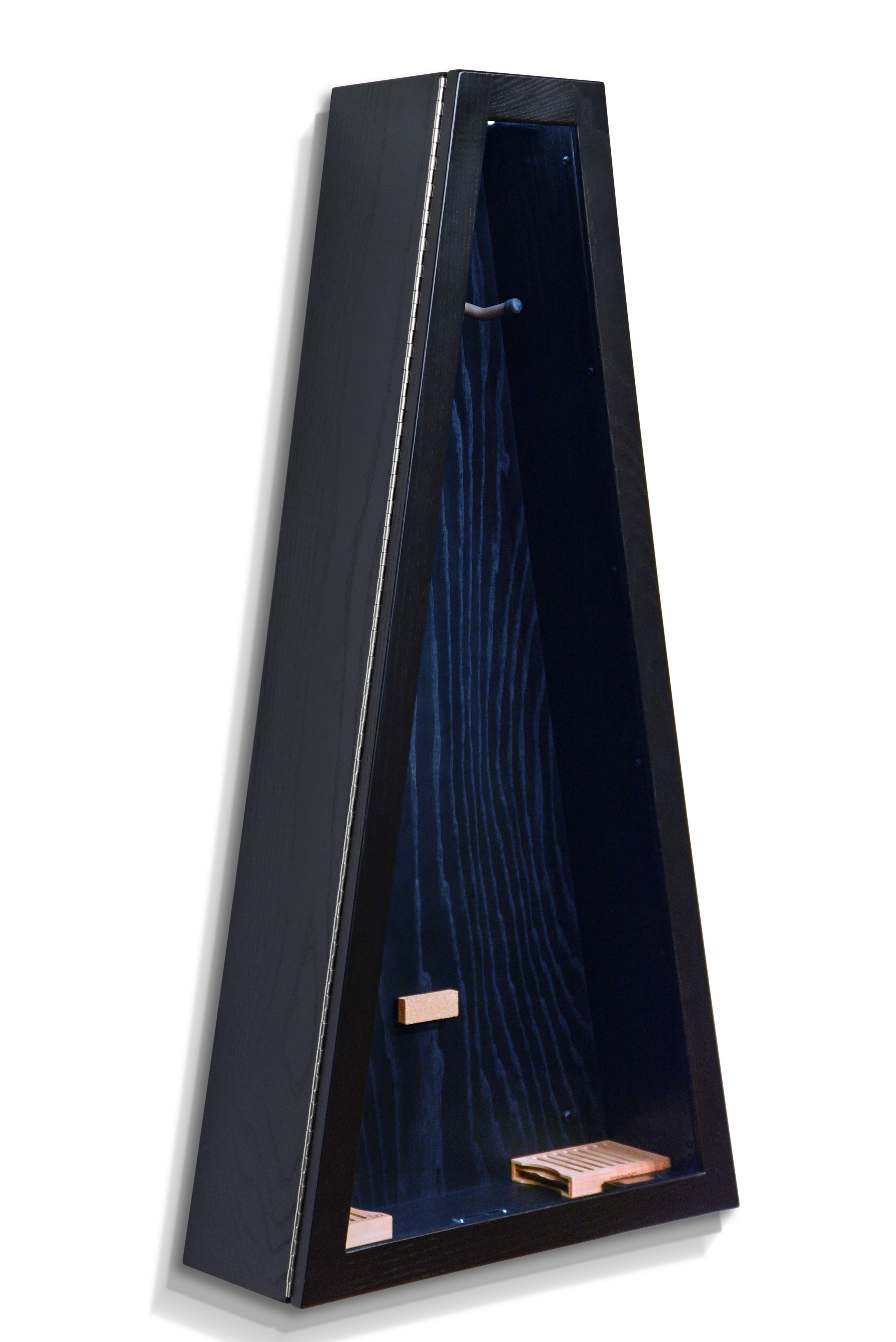 ClimaCase Triangle Humidor - Northern White Ash with Piano Black