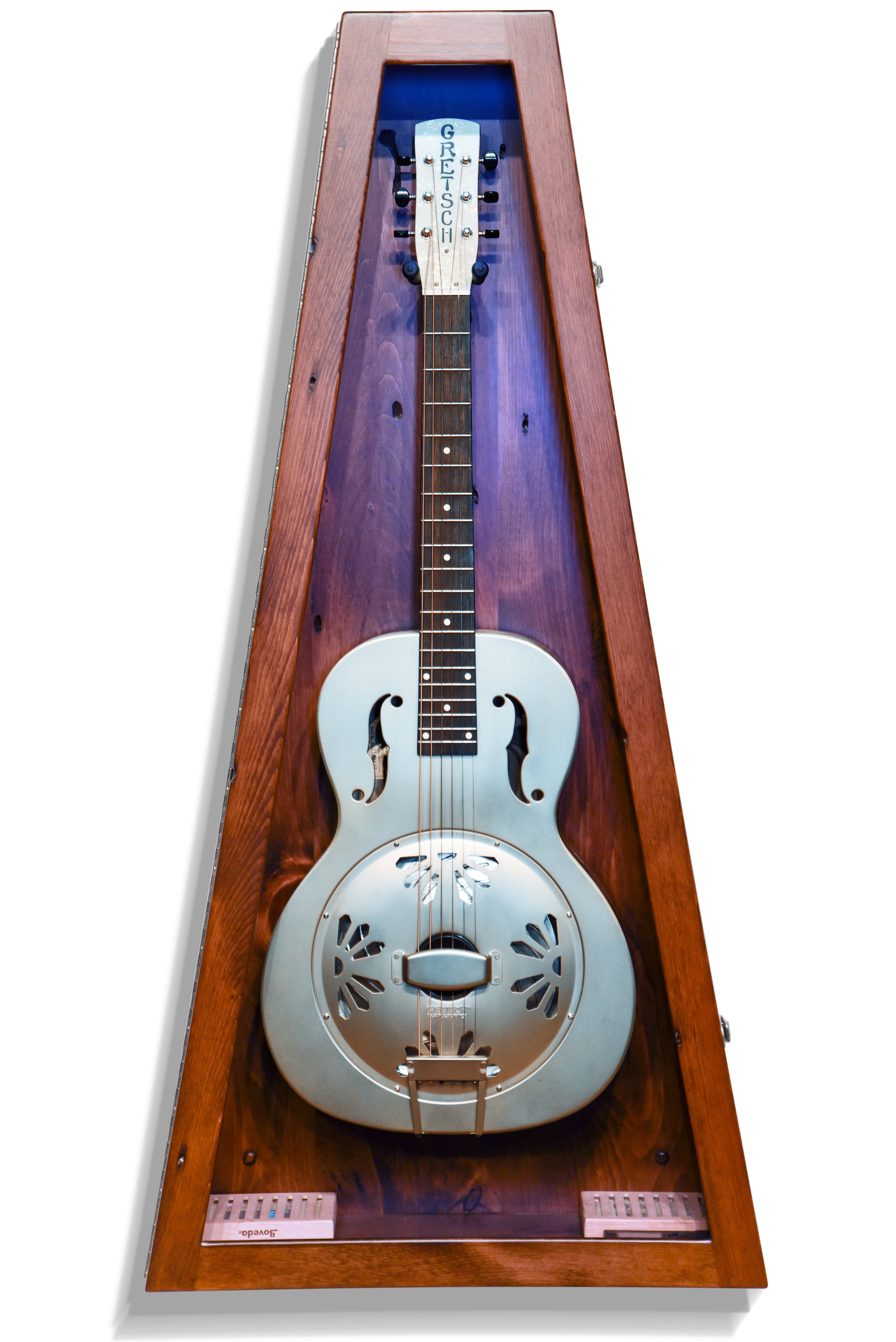 ClimaCase Triangle Humidor - 300 Year Old Reclaimed Wood with Boston Stain