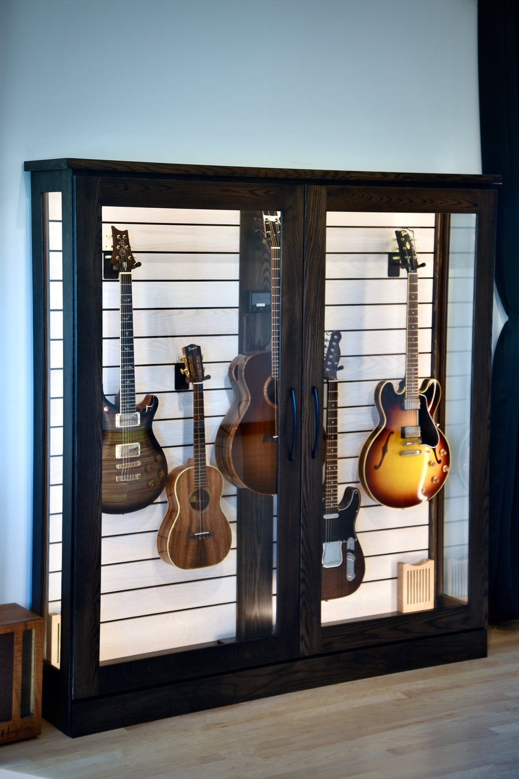 Low Depth ClimaCab V | Charcoal Northern White Ash with Whitewash Slat Wall