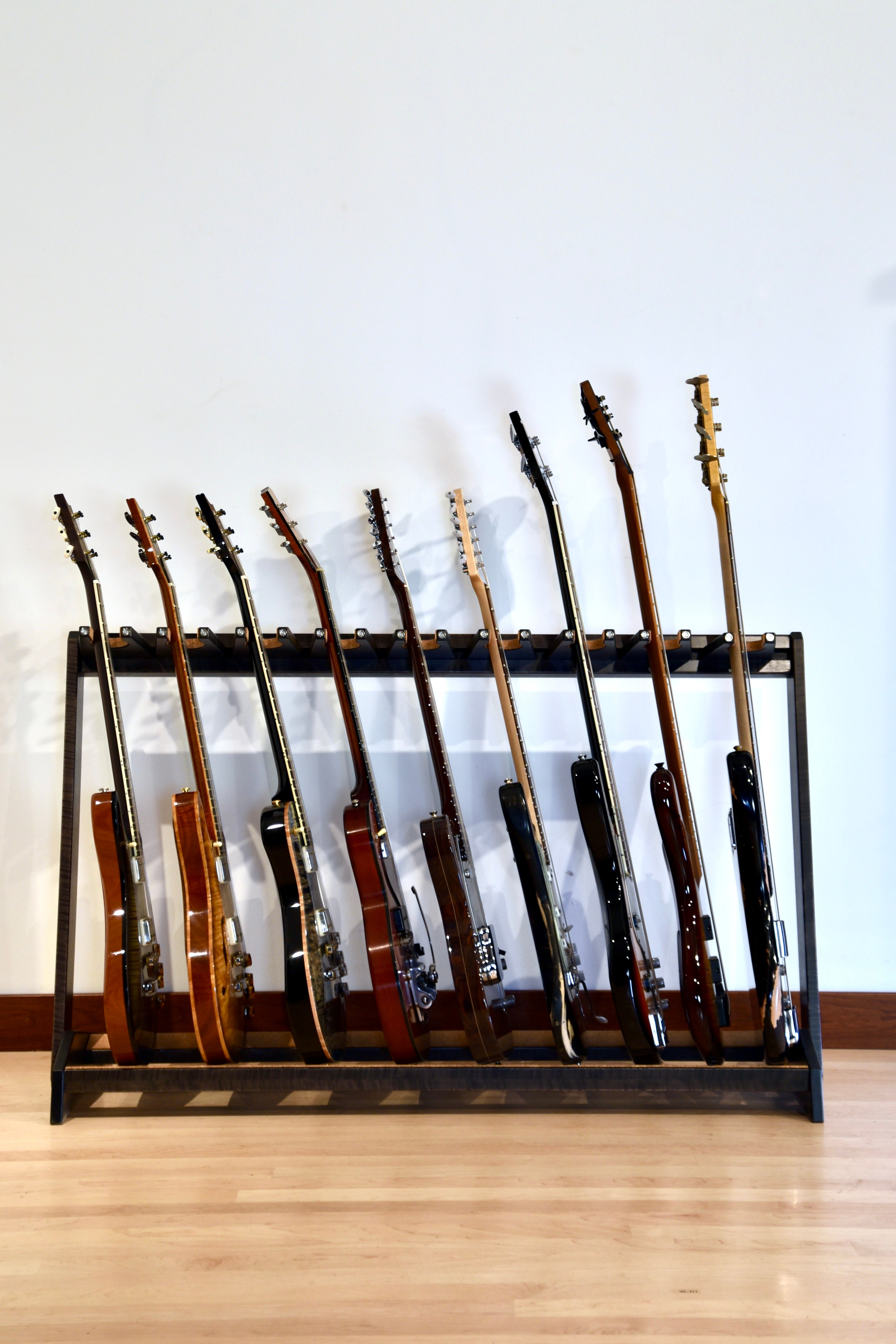 Traditional StringRack - Flamed Maple - Charcoal