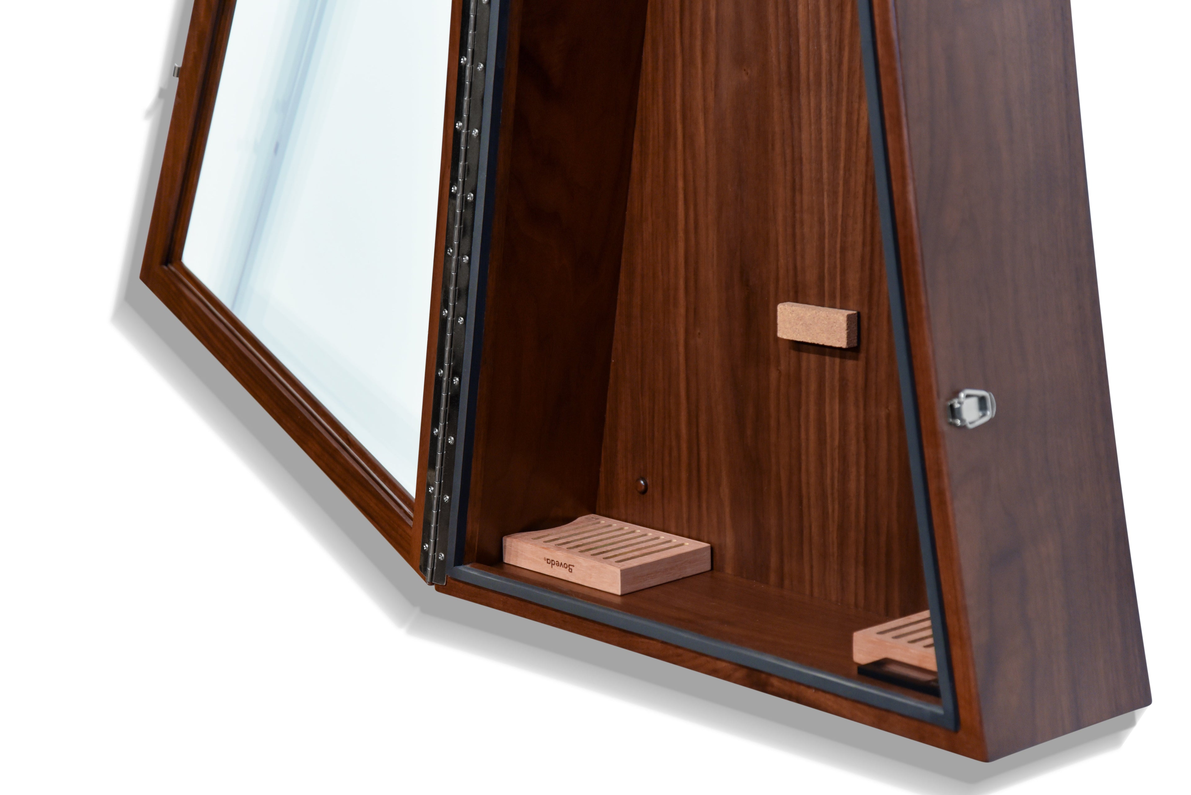 ClimaCase Triangle Humidor - Walnut