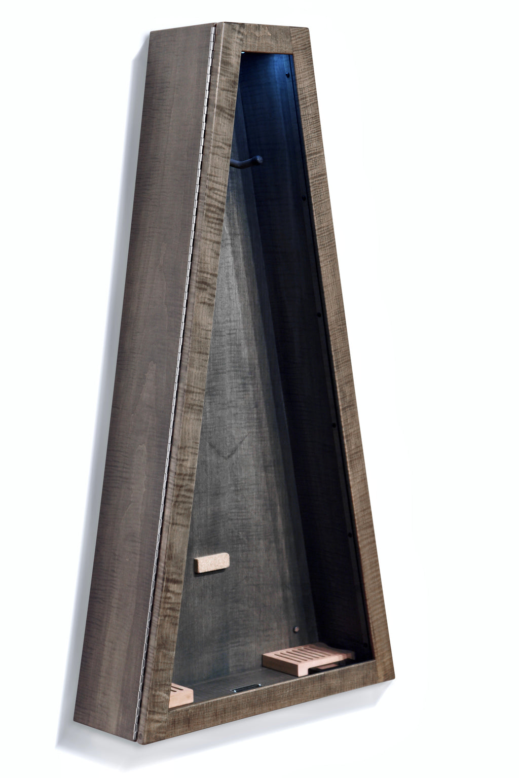 ClimaCase Triangle Humidor - Flamed Maple with Antique Slate Stain