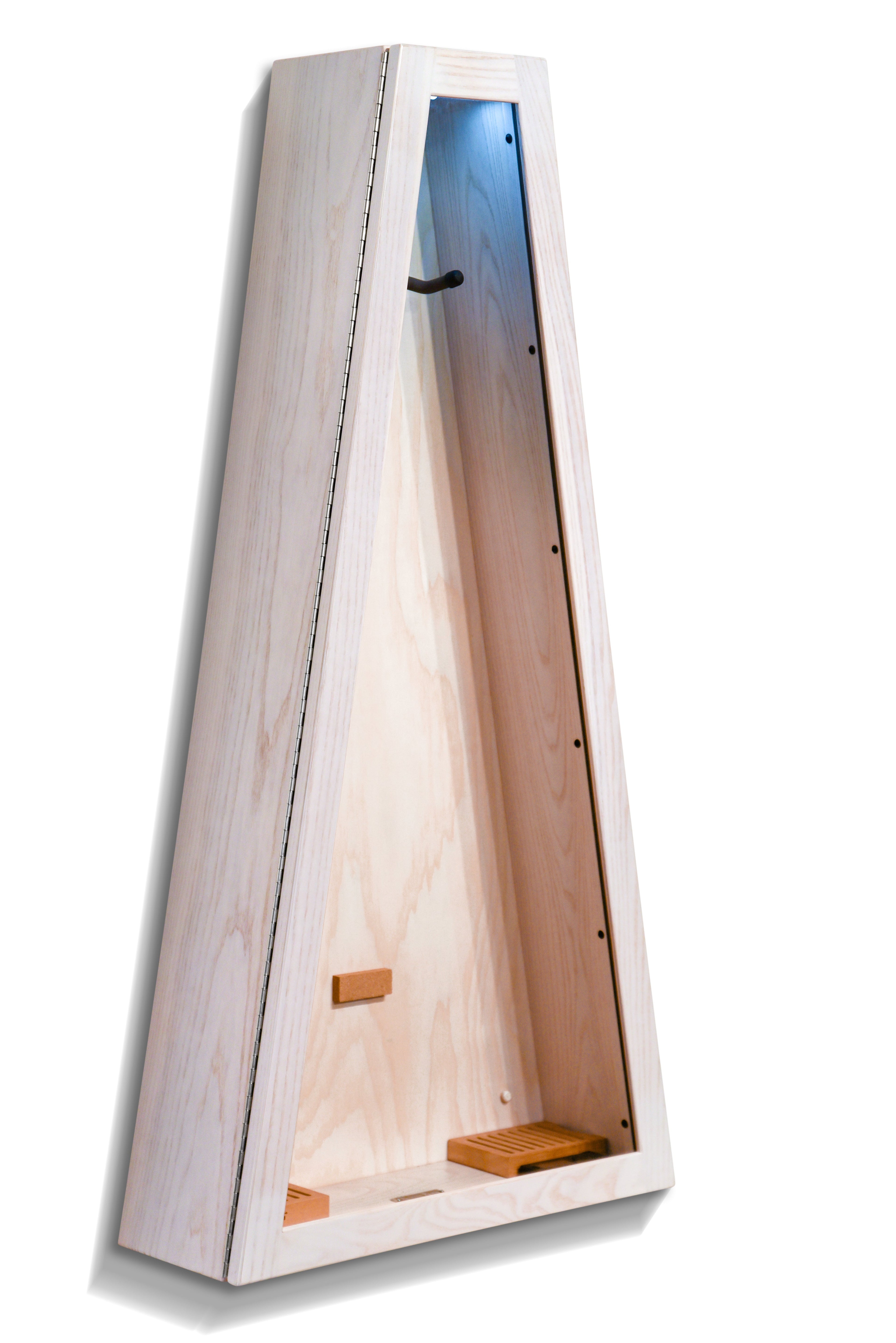 ClimaCase Triangle Humidor - Northern White Ash with White Wash Stain