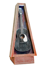 ClimaStand Triangle Humidor with Base - Reclaimed Barnwood (Red)