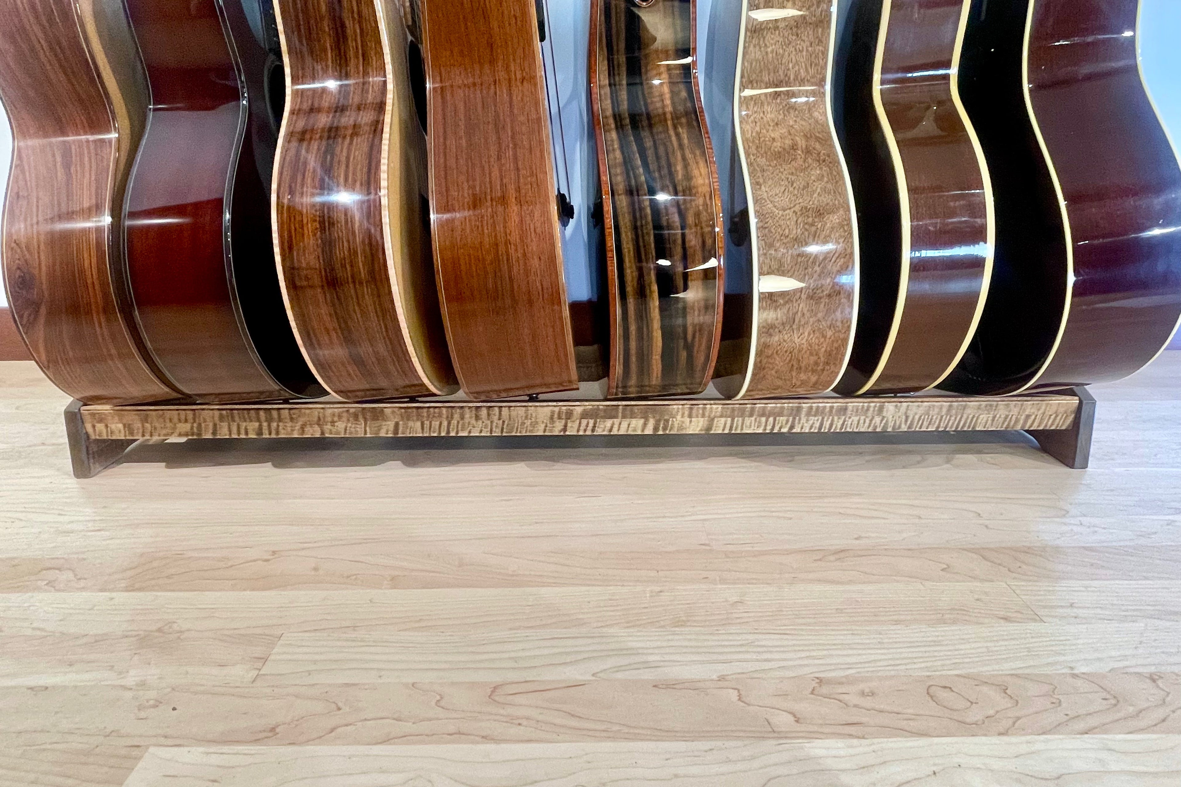 Traditional StringRack - Flamed Maple - Provincial