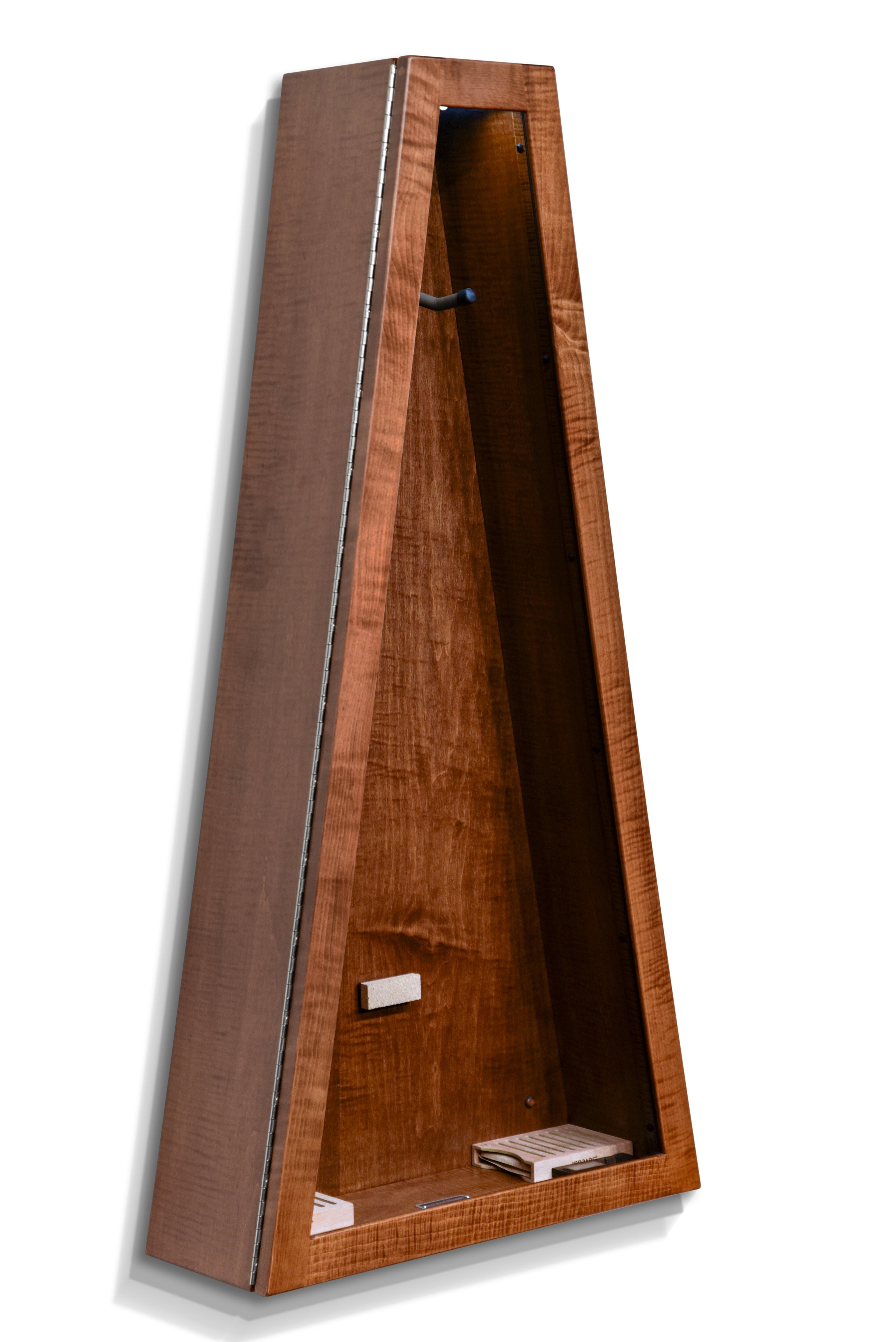 ClimaCase Triangle Humidor - Flamed Maple with Boston Stain