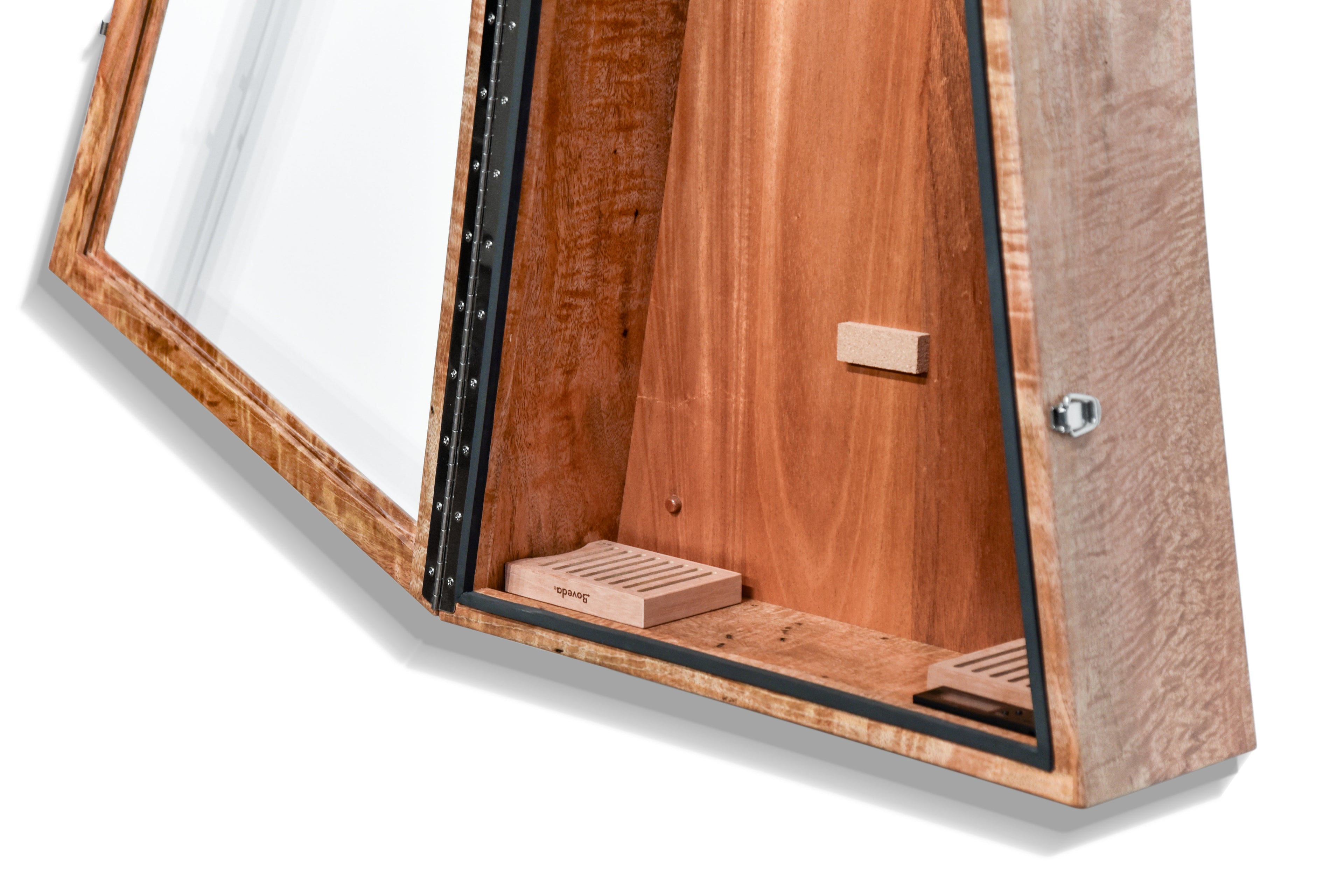 ClimaCase Triangle Humidor - Curly Mango