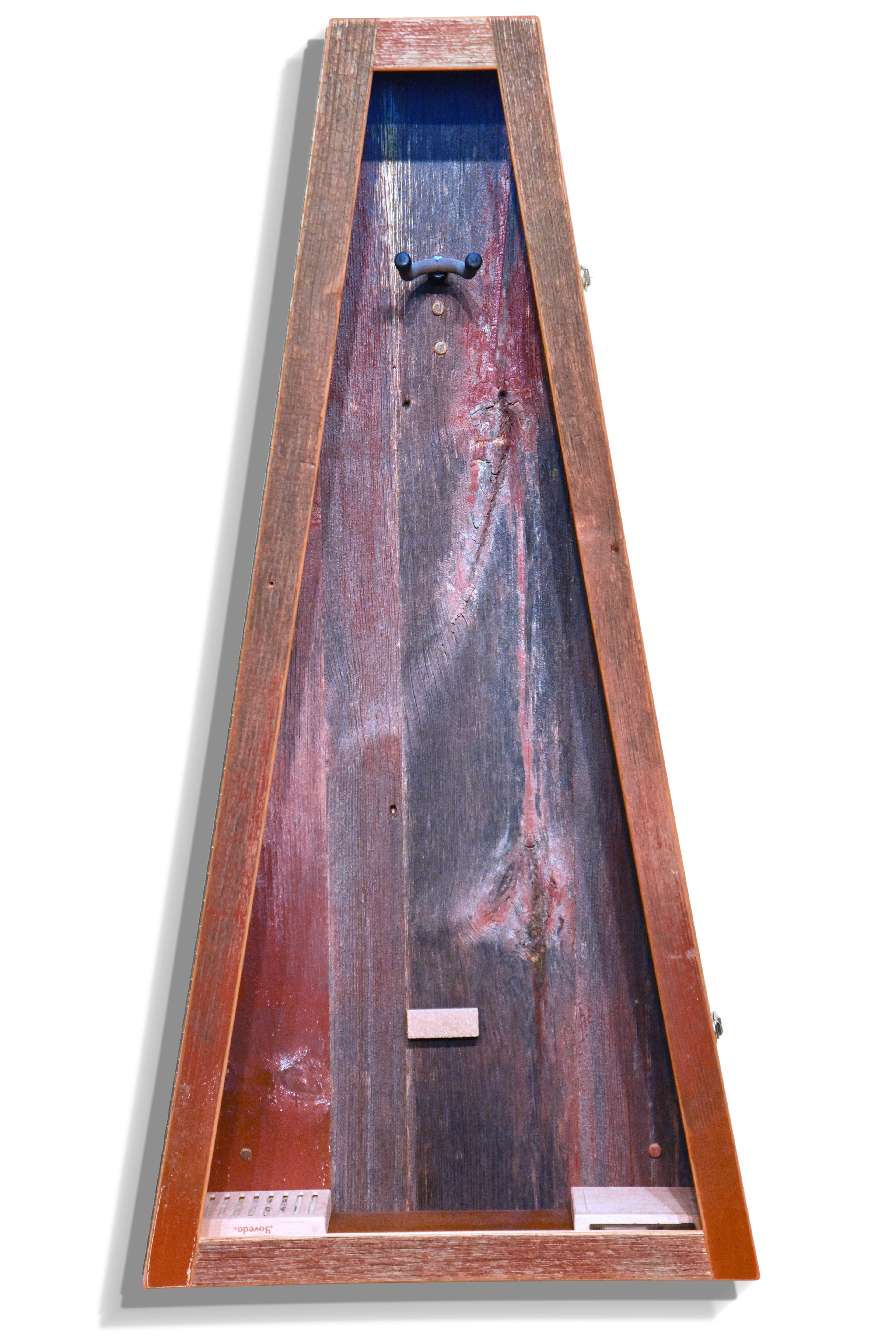 ClimaCase Triangle Humidor - Reclaimed Barnwood (Red)