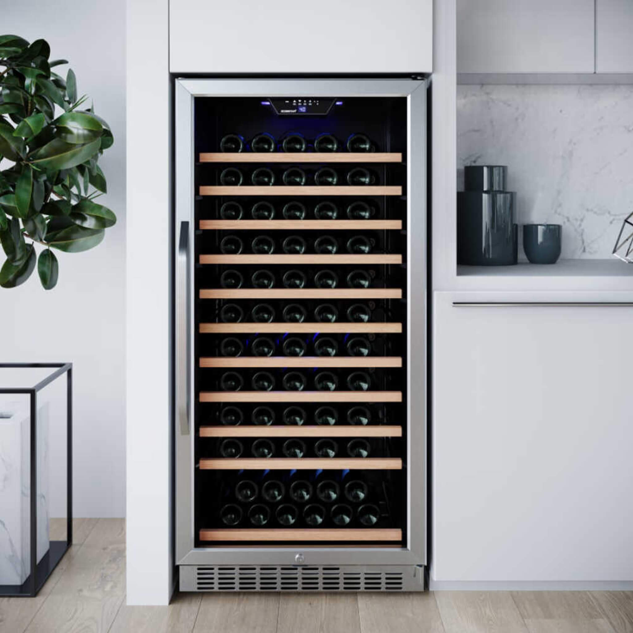 Edgestar 24" Wide 111 Bottle Capacity Freestanding Single Zone Wine Cooler [CWR1212SZ] (SAK68320)